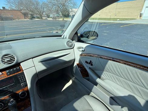 Used 2005 Mercedes-Benz CLK 500 Coupe image 17