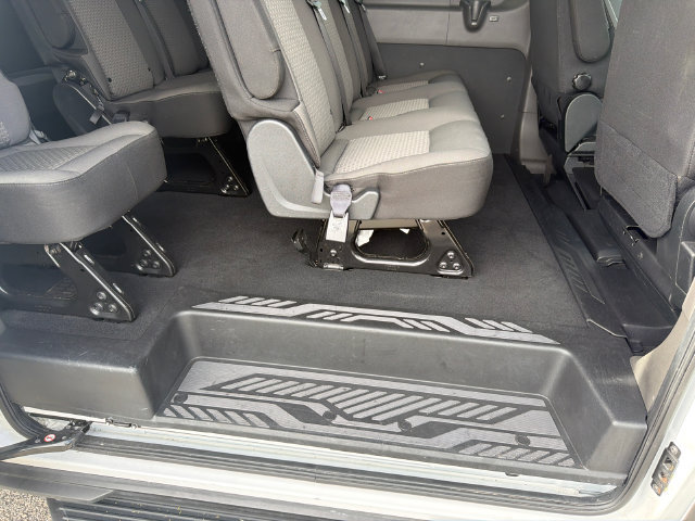 Used 2025 Ford Transit 350 XLT RWD image 17