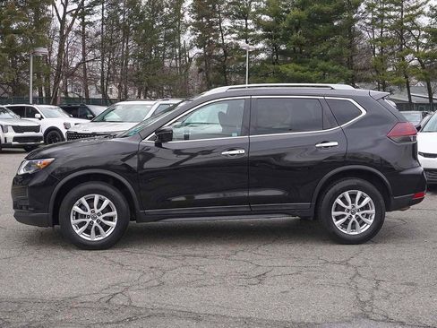 Used 2020 Nissan Rogue SV image 13