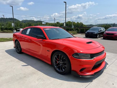 Used 2023 Dodge Charger R/T w/ Plus Group RWD image 32