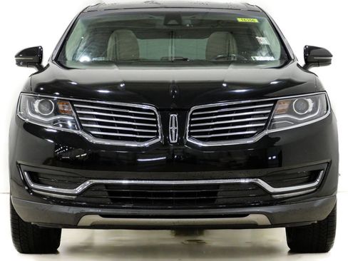 Used 2018 Lincoln MKX Reserve w/ Driver Assistance Package image 2