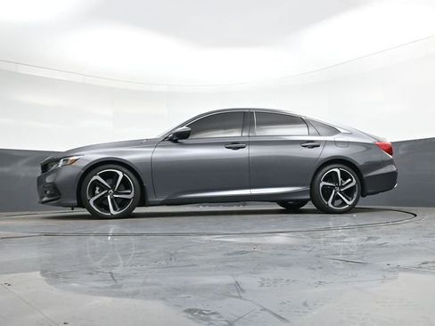 Used 2018 Honda Accord Sport image 33