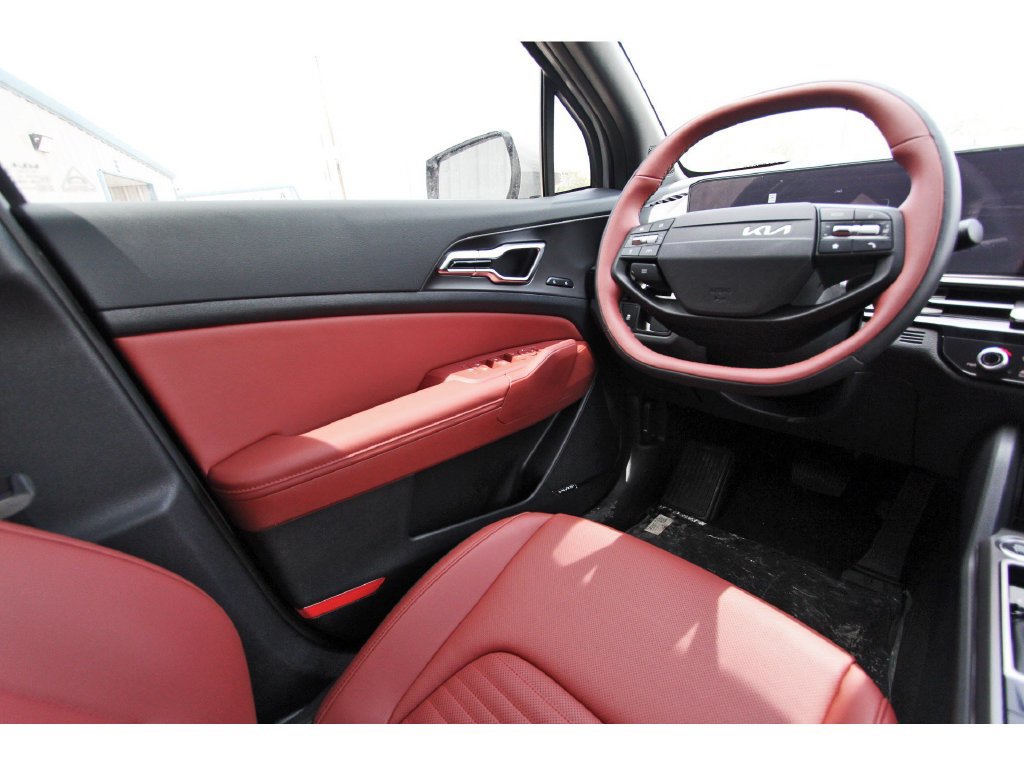 New 2026 Kia Sportage SX FWD image 9