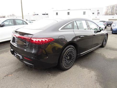 Certified 2023 Mercedes-Benz EQS 450+ 4MATIC Sedan w/ Executive Rear Seat Package image 4