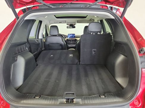 Used 2021 Ford Escape Titanium w/ Titanium Elite Package AWD/4WD image 26