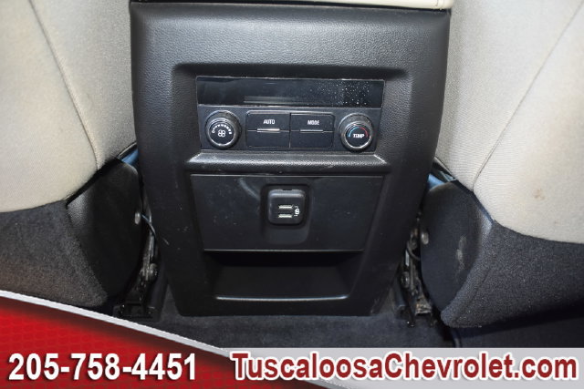 Certified 2022 Chevrolet Traverse LS FWD image 27