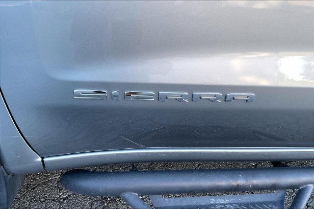 Used 2023 GMC Sierra 1500 SLT w/ SLT Premium Package AWD/4WD image 21