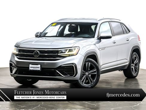 Used 2021 Volkswagen Atlas Cross Sport SE w/ V6 Towing Package image 1