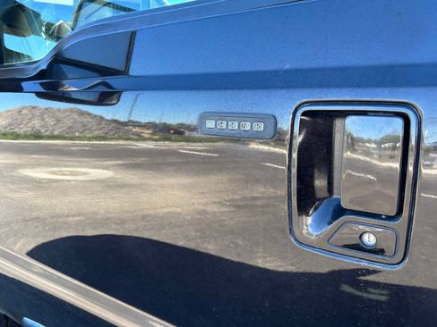 Used 2014 Ford F350 Lariat w/ FX4 Off-Road Package AWD/4WD image 9