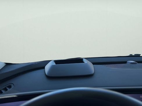 Used 2025 Buick Envision Sport Touring image 30