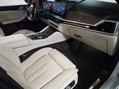 Used 2025 BMW X6 M60i image 20