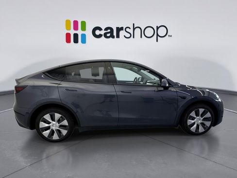 Used 2023 Tesla Model Y Long Range AWD/4WD image 3