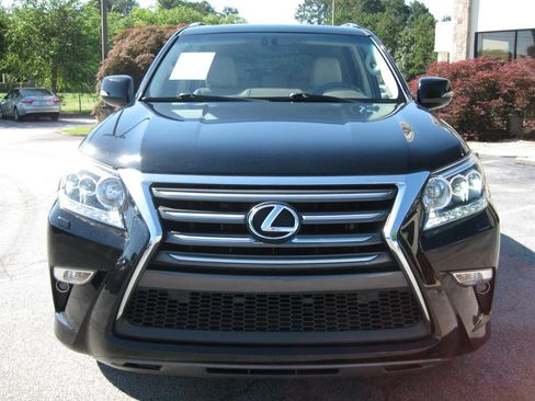 Used 2015 Lexus GX 460 w/ Premium Package AWD/4WD image 2