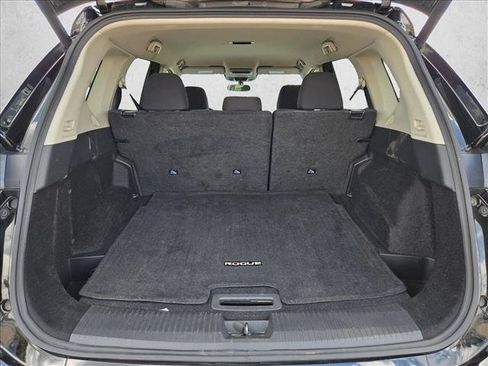 Used 2025 Nissan Rogue SV FWD image 6