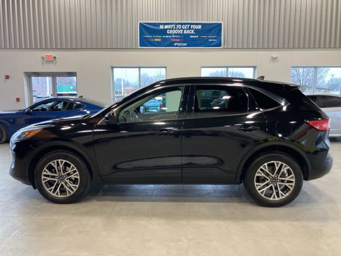 Certified 2020 Ford Escape SEL image 8