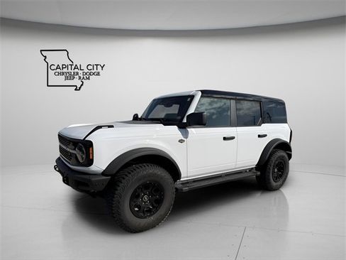 Used 2024 Ford Bronco Wildtrak image 4