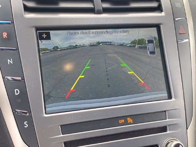 Used 2018 Lincoln MKZ Premiere FWD image 11