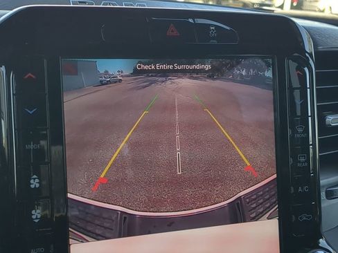 Used 2026 RAM 2500 Laramie AWD/4WD image 19