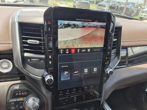 New 2026 RAM 1500 Laramie AWD/4WD image 30