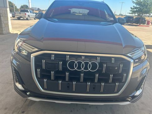 Used 2025 Audi Q7 3.0T Premium Plus AWD/4WD image 2