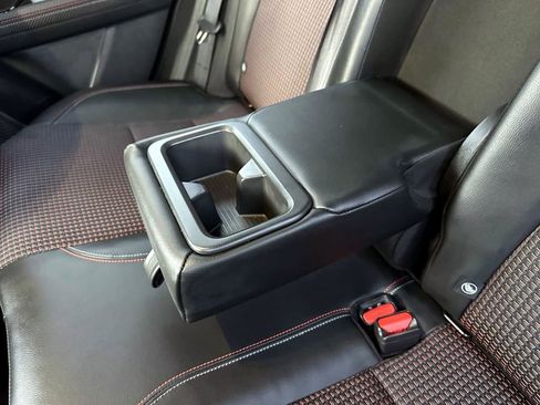 Certified 2025 Nissan Kicks SR w/ Illumination Package image 13