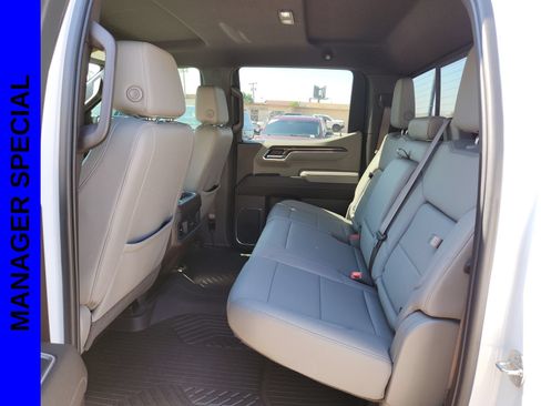 Used 2024 Chevrolet Silverado 1500 LT Trail Boss w/ Convenience Package II AWD/4WD image 13