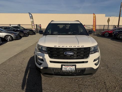 Used 2016 Ford Explorer Sport w/ Equipment Group 401A image 8
