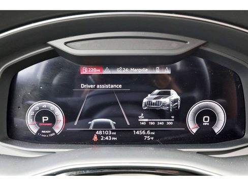Used 2022 Audi Q8 Prestige w/ Prestige Package AWD/4WD image 14