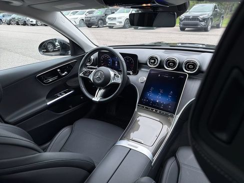 Used 2023 Mercedes-Benz C 300 Sedan image 33