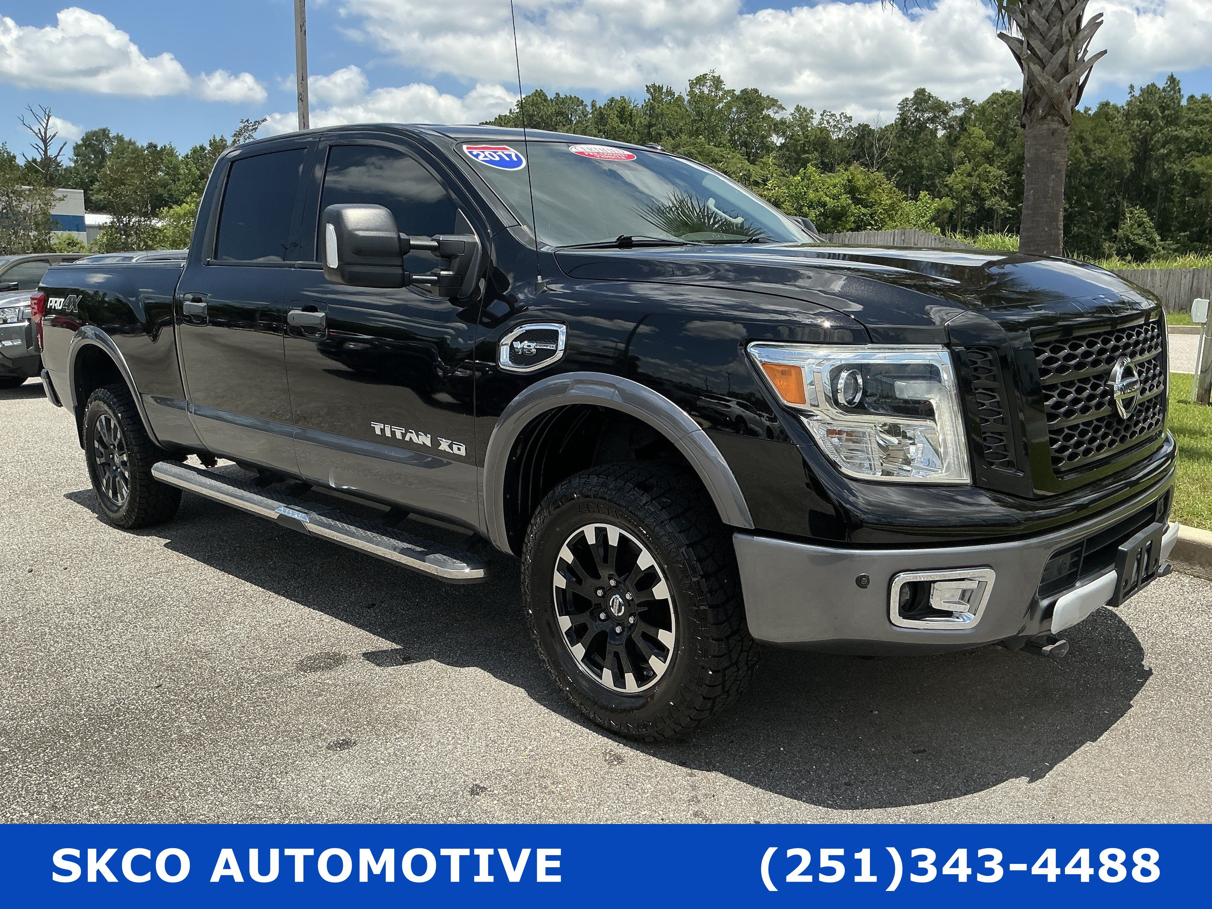 Used 2017 Nissan Titan PRO-4X AWD/4WD image 7