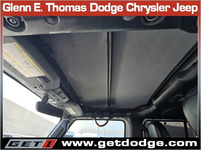 Used 2022 Jeep Gladiator Mojave w/ Trailer Tow Package AWD/4WD image 27