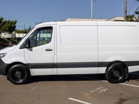 Used 2020 Mercedes-Benz Sprinter 144 Cargo image 7
