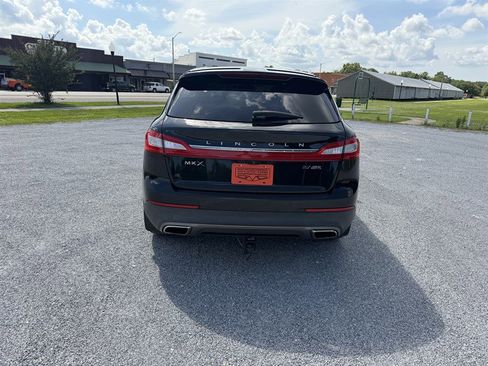 Used 2016 Lincoln MKX Reserve w/ Technology Package AWD/4WD image 5