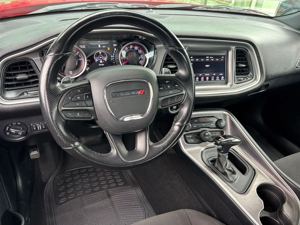 Used 2022 Dodge Challenger GT AWD/4WD image 18