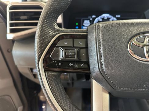 Used 2024 Toyota Tundra Limited AWD/4WD image 19