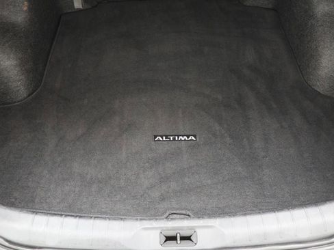 Used 2024 Nissan Altima 2.5 SV image 27