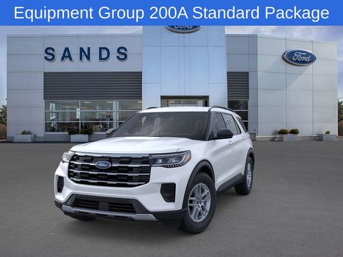 New 2026 Ford Explorer Active image 2