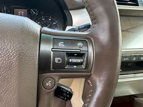 Used 2011 Lexus GX 460 image 41