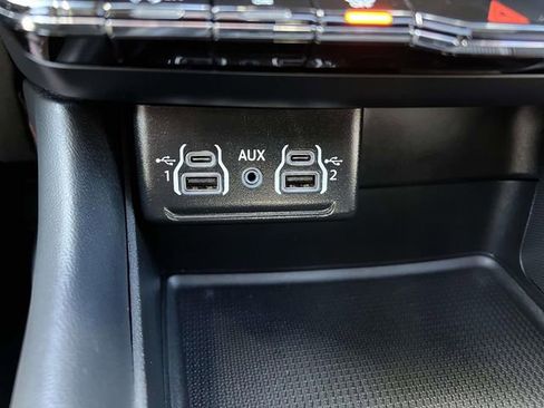 Used 2024 Dodge Durango GT image 23