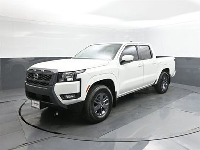 New 2025 Nissan Frontier SV w/ SV Convenience Package