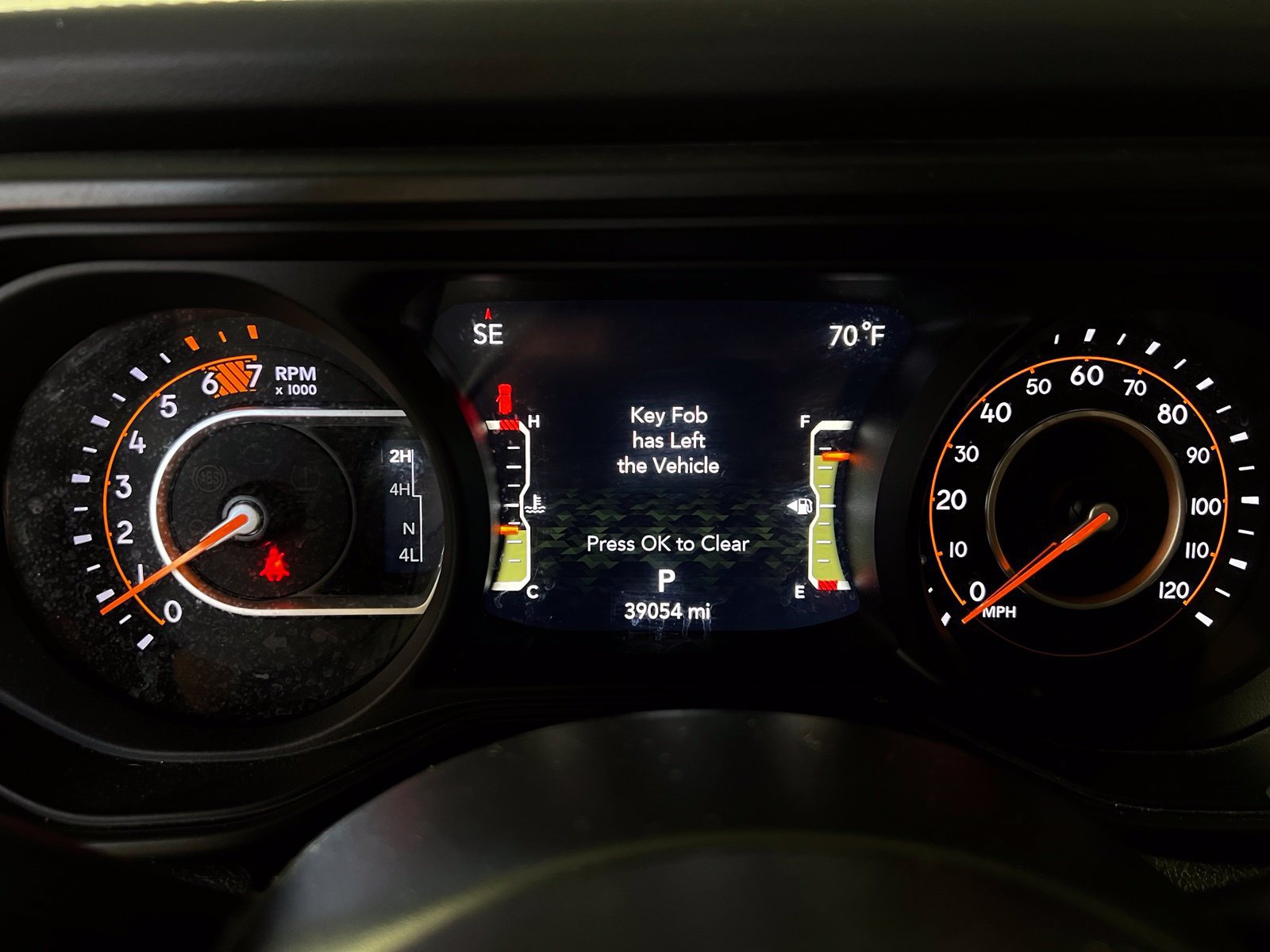 Used 2025 Jeep Wrangler Unlimited Sahara AWD/4WD image 10
