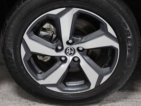 Used 2024 Toyota RAV4 SE image 36