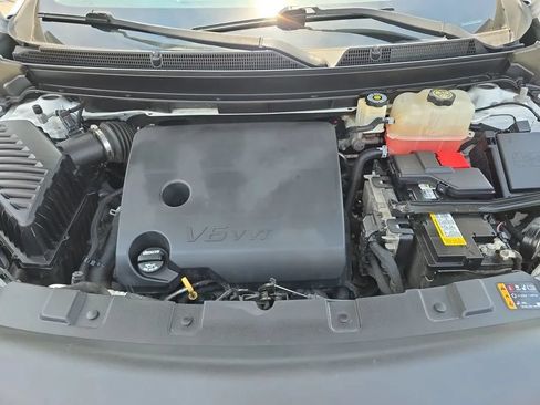 Used 2020 Buick Enclave Essence FWD image 55