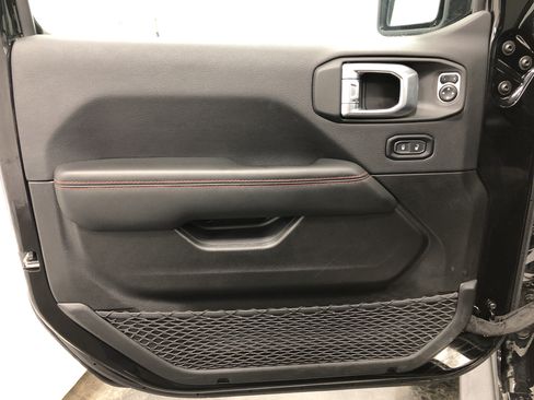 Certified 2024 Jeep Wrangler Unlimited Rubicon AWD/4WD image 17