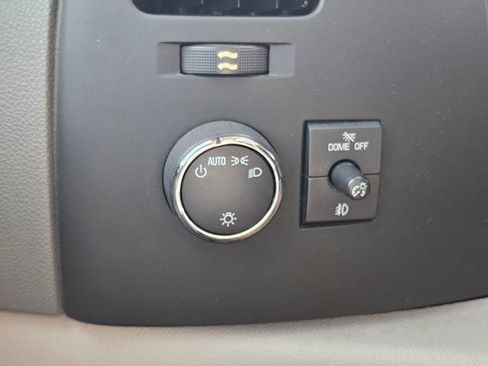 Used 2013 Chevrolet Silverado 1500 LT RWD image 12