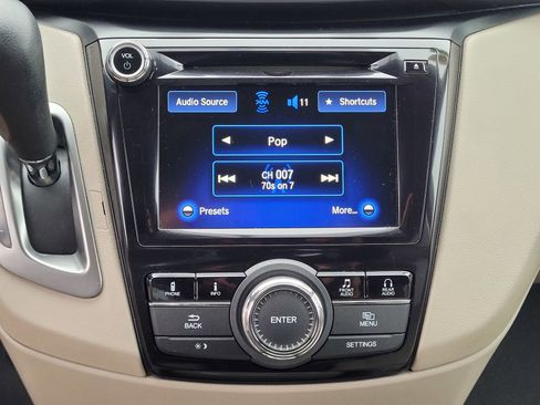 Used 2016 Honda Odyssey SE image 11