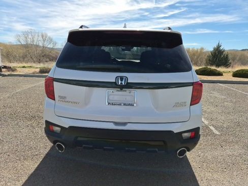 Used 2023 Honda Passport Elite image 6