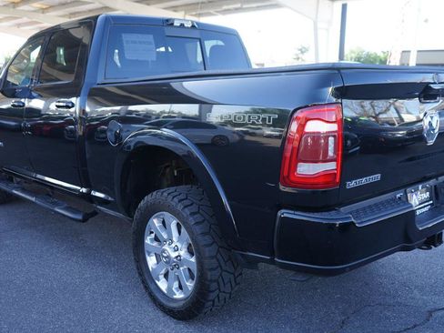 Used 2022 RAM 3500 Laramie AWD/4WD image 5