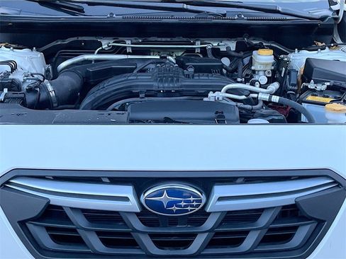 Used 2023 Subaru Crosstrek 2.0i Premium image 29