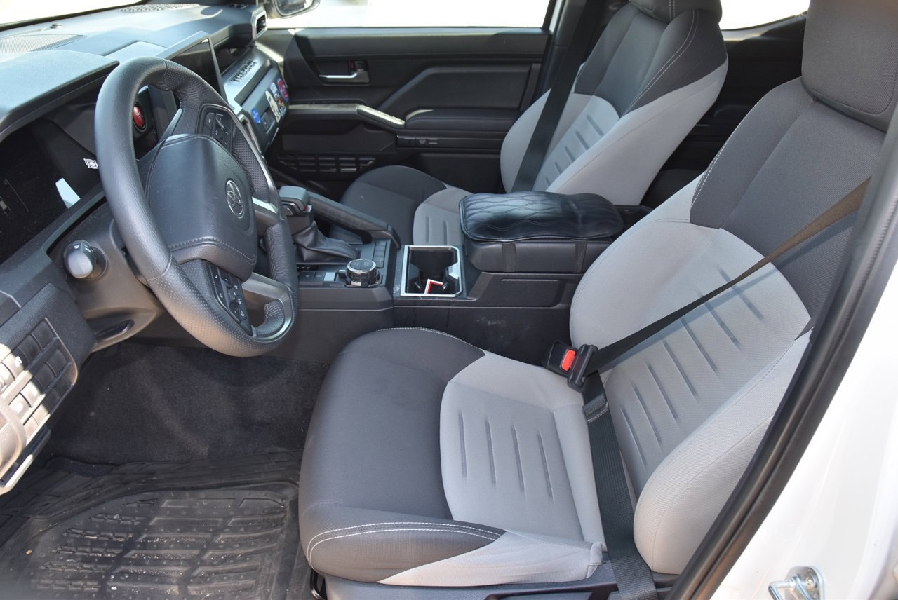 Used 2025 Toyota Tacoma TRD Sport AWD/4WD image 10